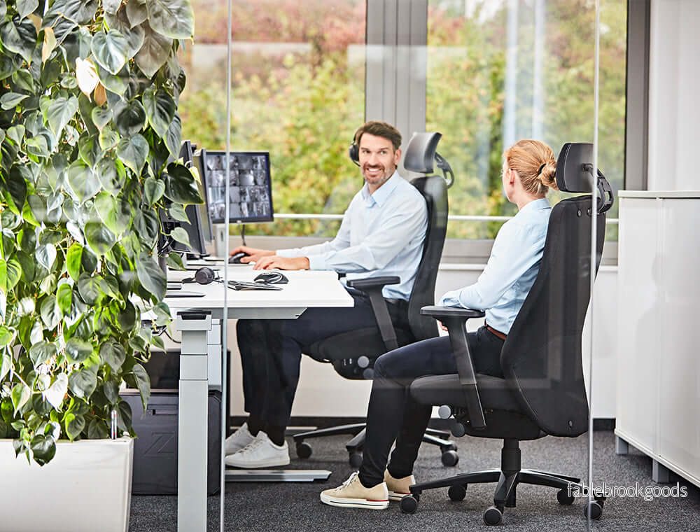 Interstuhl TWENTYFOURis5 kontrollrumsstol med nackstöd - Bild 2