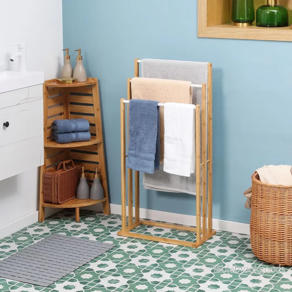 Fristående handduksställ i bambu med 3 stänger – naturlig finish - Bild 2