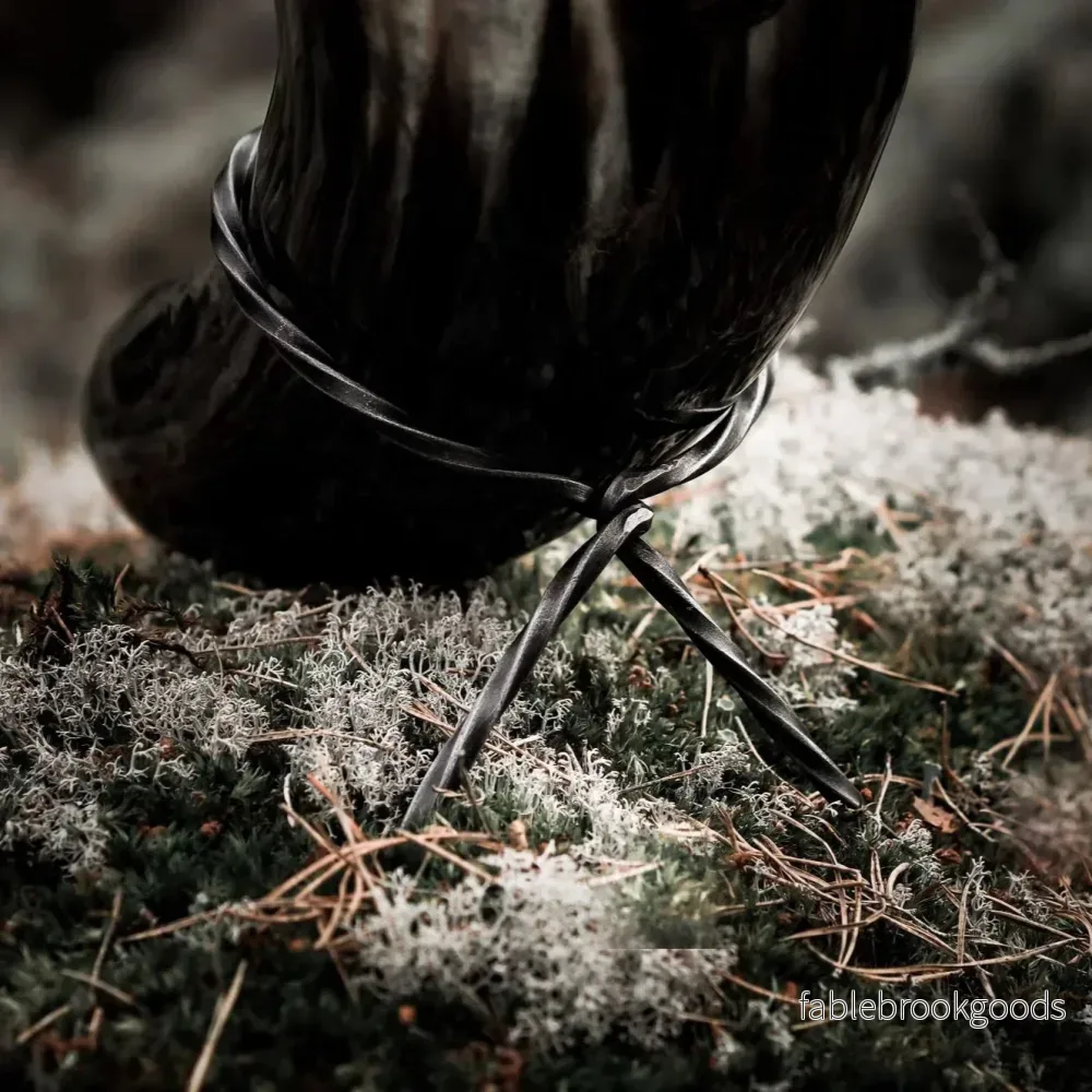 Dryckeshorn med smidesställ, 800 ml - Bild 2