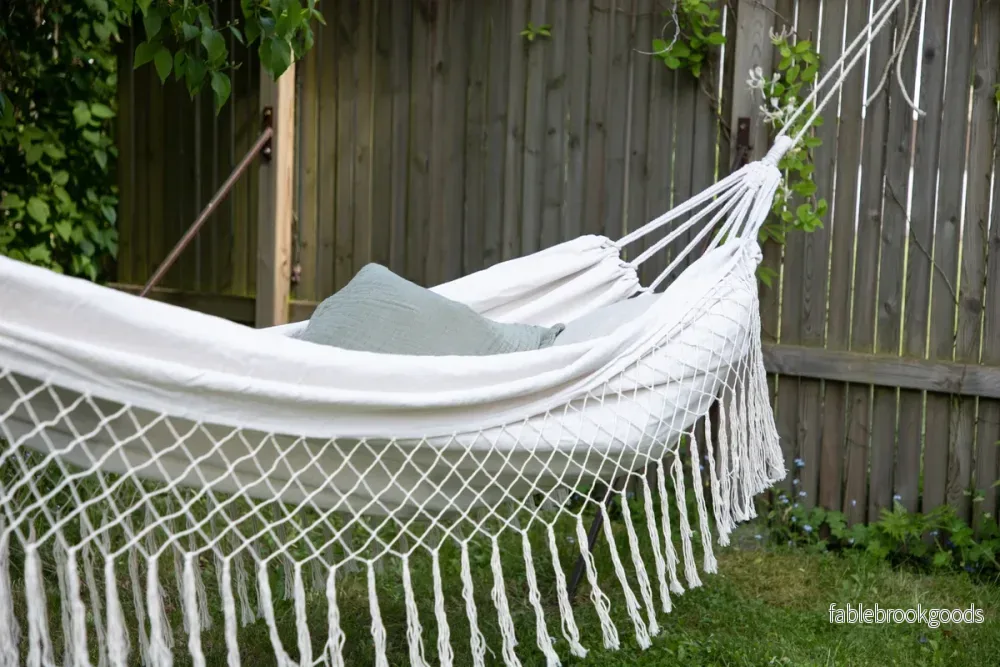 Banate Hängmatta Vit – Elegant Hängmatta i Bomull & Polyester | Venture Home