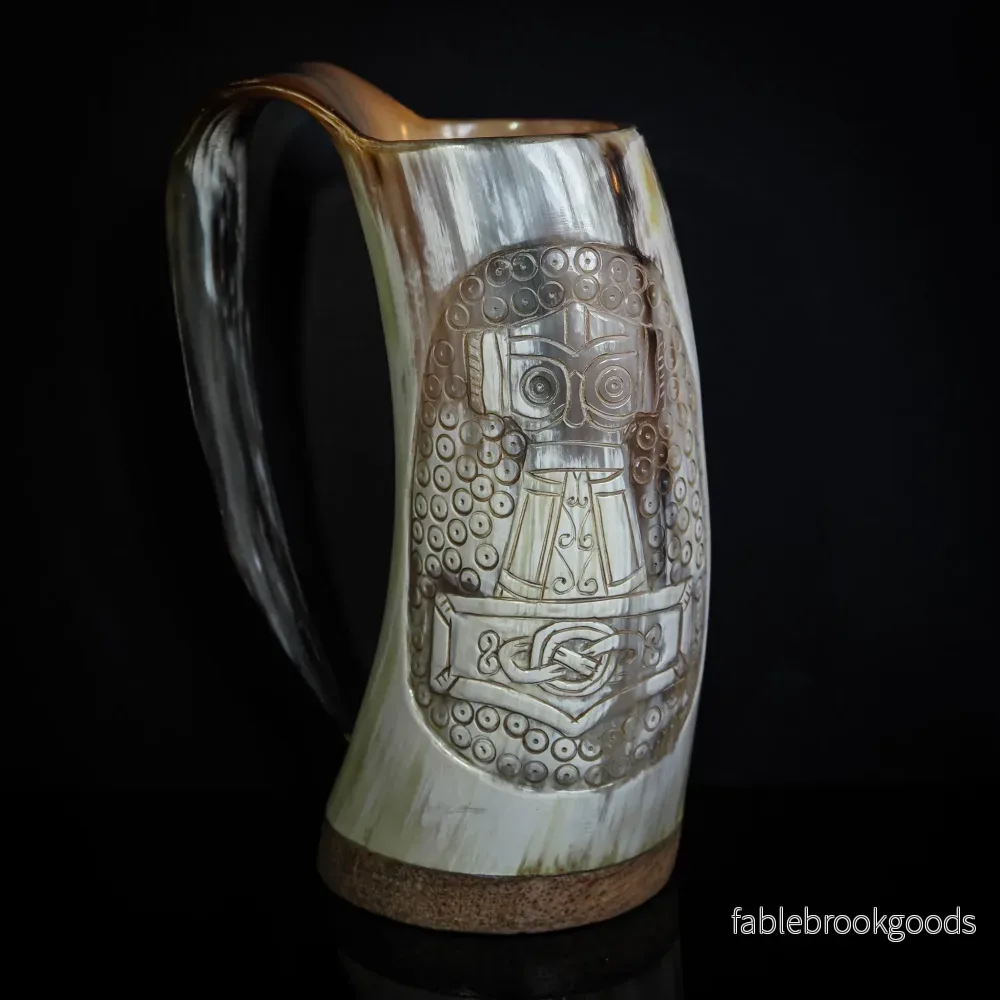 Handsnidad hornmugg, Torshammare Handsnidad hornmugg, Torshammare