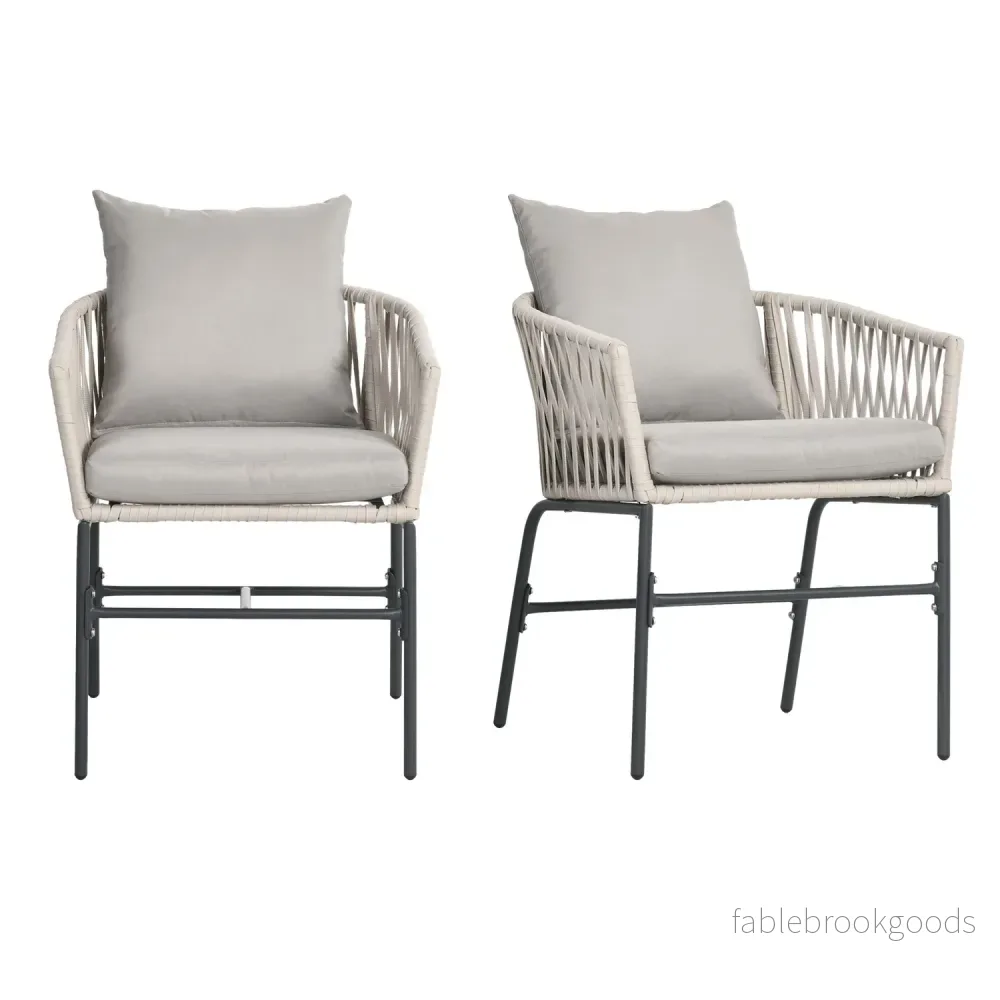 Boho Style Metal Trädgårdsstolar med kuddar – Set med 2 Boho Style Metal Trädgårdsstolar med kuddar – Set med 2