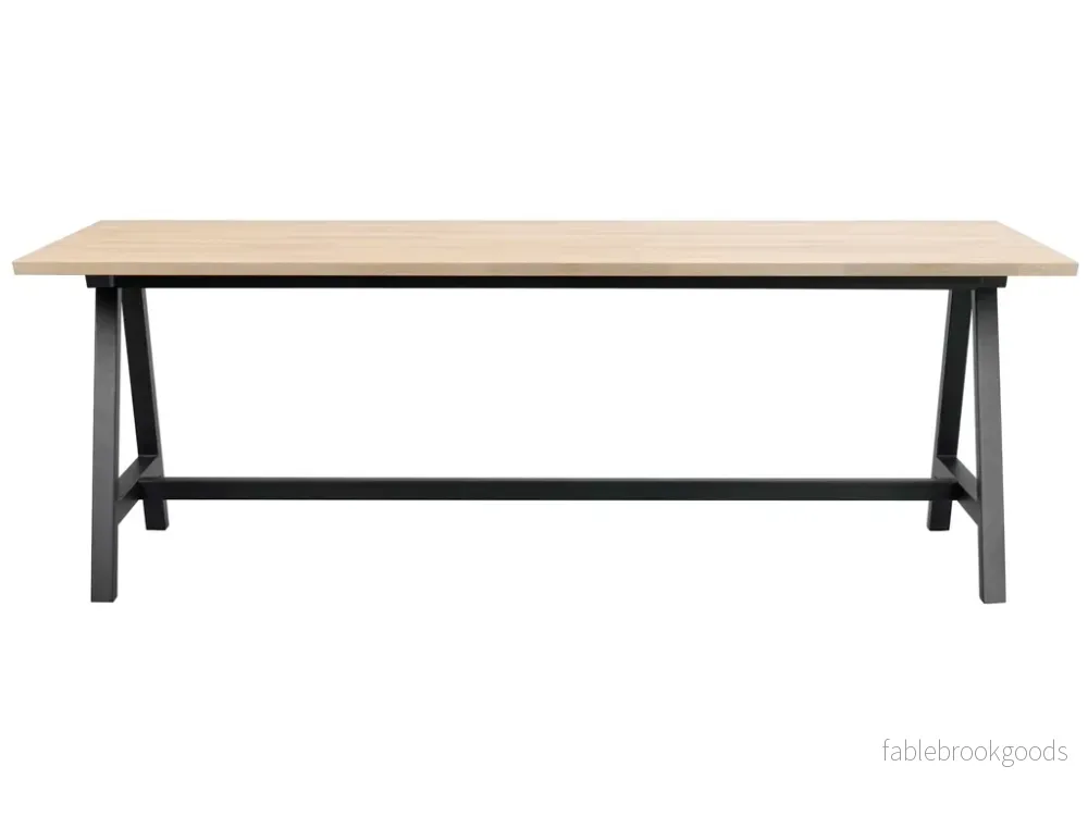 Carradale - Matbord A-Ben 220cm