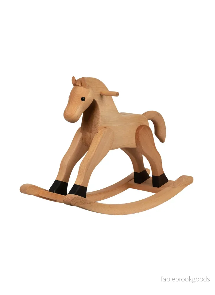 Rocking Horse Large – Tidlös gunghäst i FSC®-certifierat trä Rocking Horse Large – Tidlös gunghäst i FSC®-certifierat trä