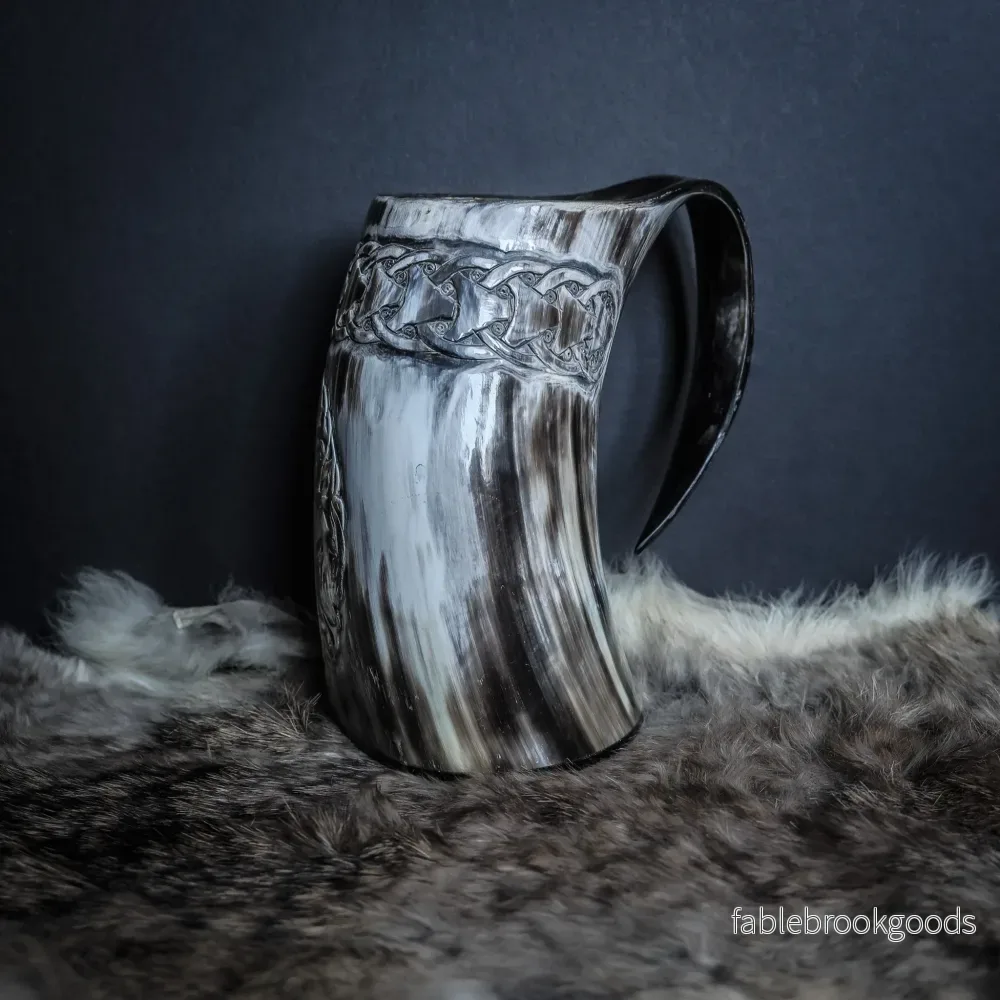Handsnidad hornmugg, Livets träd - Bild 3