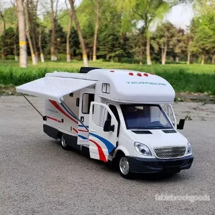 1:28 Diecast Luxury RV Camper Van Model - Bild 2