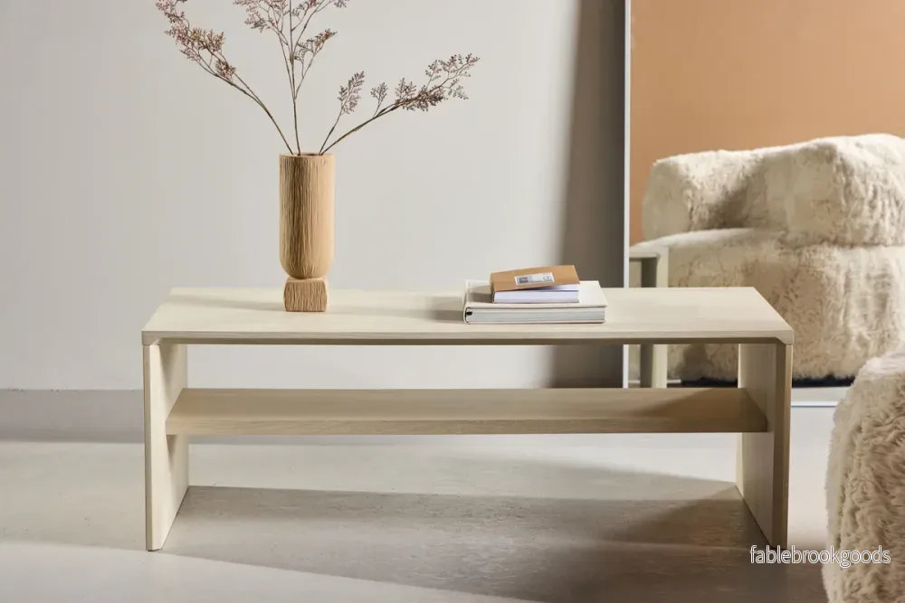 Telemarket Soffbord 110 × 50 Vitputsad – Modernt Skandinaviskt Soffbord | Venture Home