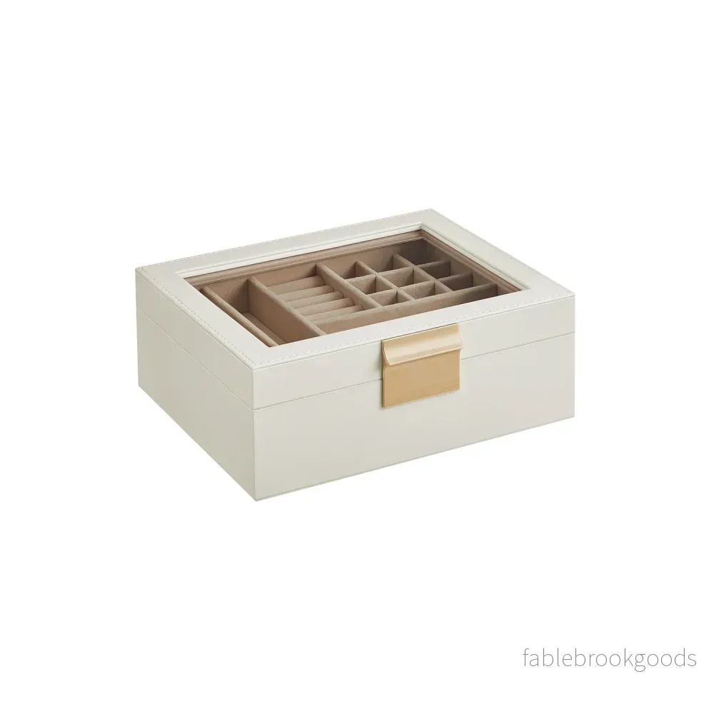 Smyckeskrin – 2 nivåer – Cloud White och Metallic Gold Smyckeskrin – 2 nivåer – Cloud White och Metallic Gold