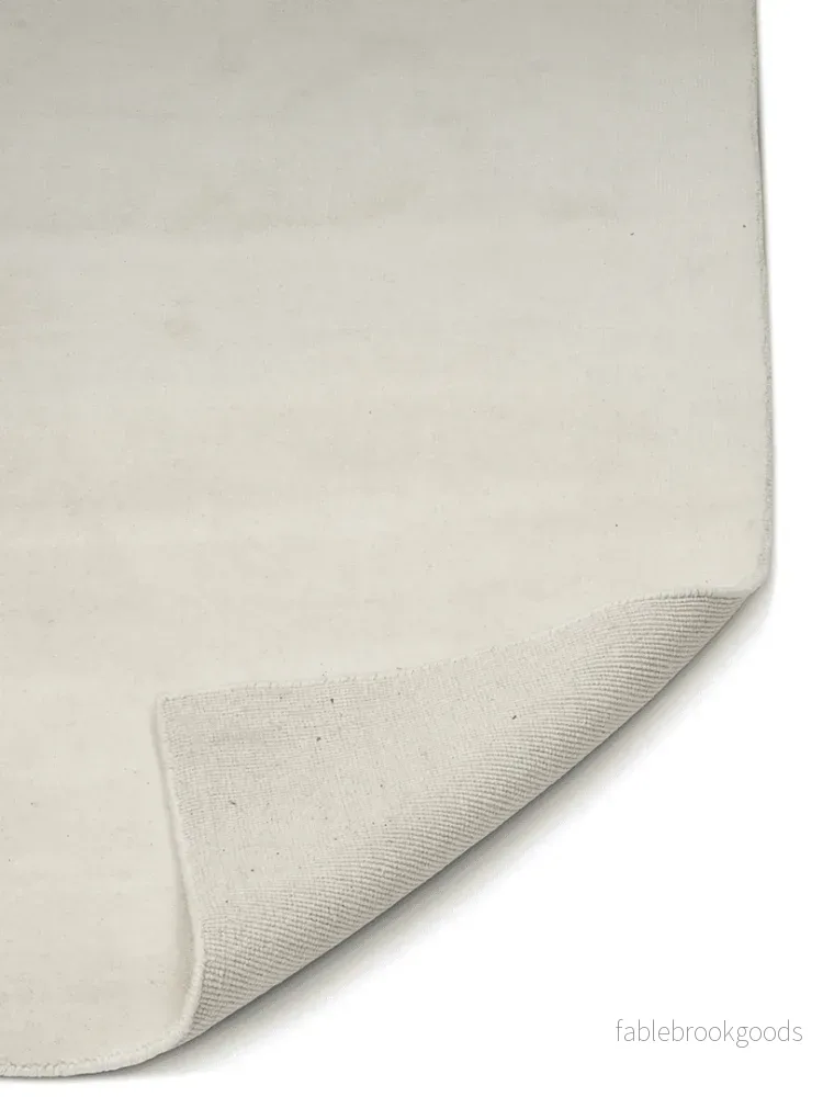 Måttanpassad Matta Solid Off-white