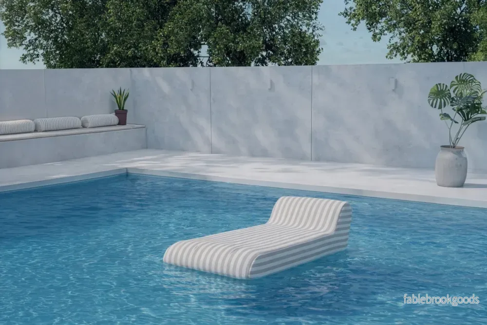 Redang Solsäng Beige – Modern Solsäng för Pool & Trädgård | Venture Home Redang Solsäng Beige – Modern Solsäng för Pool & Trädgård | Venture Home