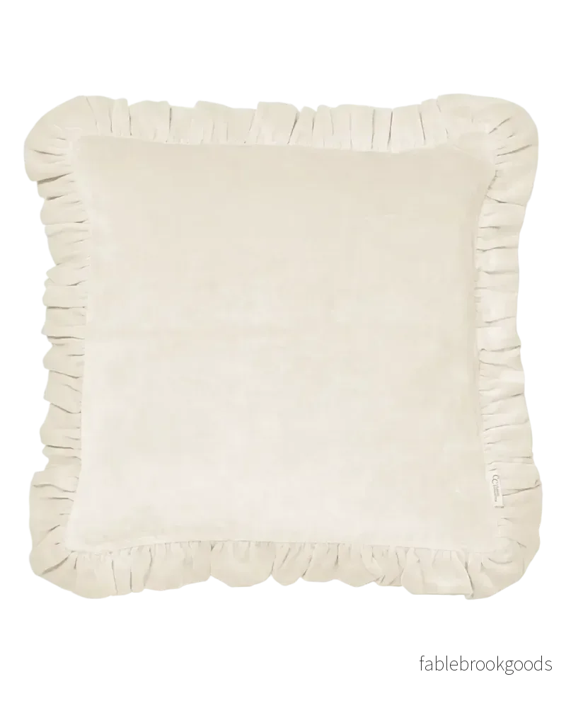Kuddfodral Frilled Off White Kuddfodral Frilled Off White