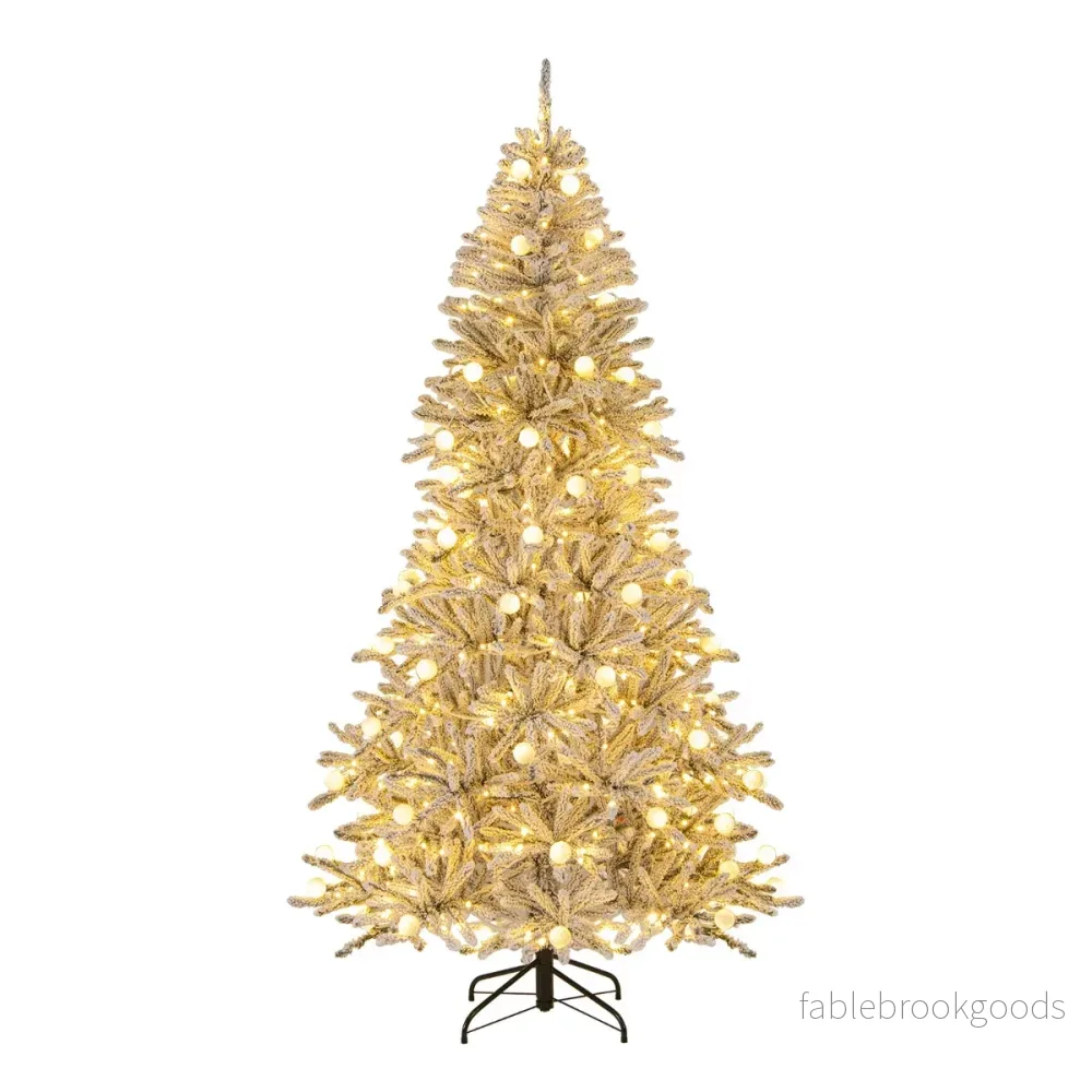 Snöklädd – konstgjord julgran med kulor, varmvita LED lampor och grenspetsar – 65 350 905 210 cm – Silver