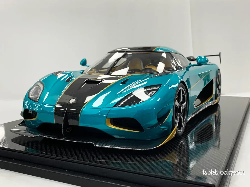 Koenigsegg Jesko – Ocean Blue Edition 1:8